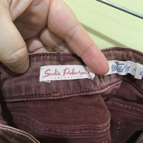 Wild Blue Sadie Robertson jeans - Picture 7 of 9